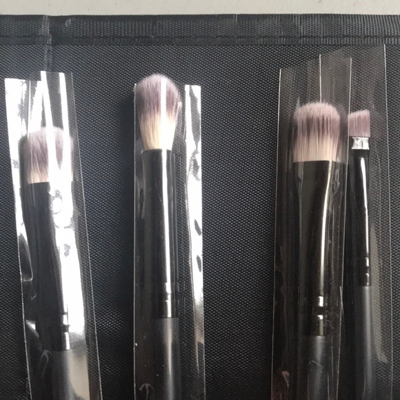 Makeup Brush Set - Picture 7 of 8